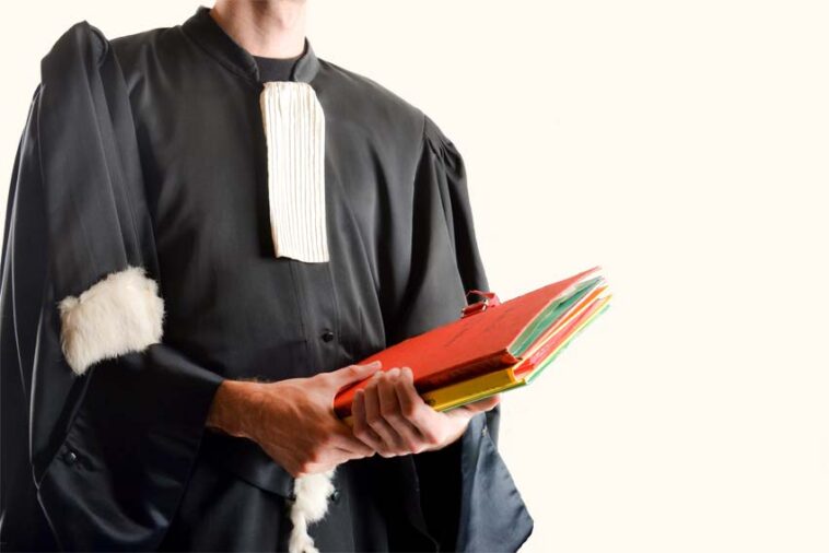 « J'ai tenté de rattraper tout le monde, mais j'ai échoué » - Un avocat de 40 ans réussit à surpasser Tadej Pogačar dans son propre défi 7 découvrez comment un avocat a réussi à surpasser le célèbre cycliste tadej pogačar lors d'une performance sportive, analysant les raisons de cet exploit inédit et ses implications dans le monde du cyclisme.