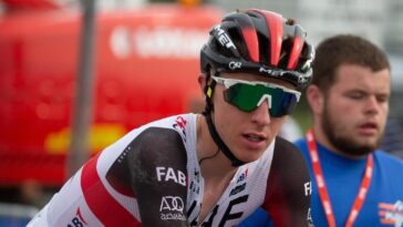 découvrez comment tadej pogačar a remporté le titre de champion d'europe de cyclisme, ses performances exceptionnelles et les moments forts de la compétition.