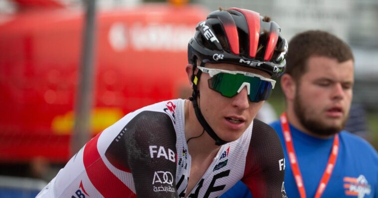 Championnats d'Europe sur Route : Tadej Pogačar s'impose avec audace, décrochant le titre de champion masculin grâce à une échappée solitaire de 75 kilomètres 7 découvrez comment tadej pogačar a remporté le titre de champion d'europe de cyclisme, ses performances exceptionnelles et les moments forts de la compétition.