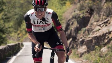 découvrez comment tadej pogačar a mené une échappée solidaire lors des championnats d'europe, offrant une démonstration de travail d'équipe et de détermination dans cette course cycliste palpitante.
