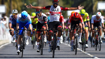 le caja rural signe l'explosif sprinteur gaviria, renforçant ainsi son équipe avec une recrue de choix pour les prochaines compétitions cyclistes.