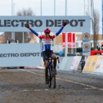Un hommage à la régularité : Lucinda Brand s'approche du sommet des légendes 24 découvrez l'ascension inspirante de lucinda brand, régulière au sommet du cyclisme mondial, alliant performance et persévérance.