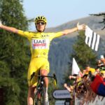 Pogacar : « Échanger les dates du Giro et de La Vuelta serait une amélioration majeure » 25 découvrez pourquoi tadej pogačar pourrait échanger ses participations au giro d'italia et à la vuelta a españa, et comment cette stratégie peut représenter une amélioration pour sa saison cycliste.