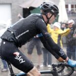 Le retour du britannique Froome à la compétition cycliste après un accident dévastateur 25 suivez le retour inspirant de chris froome à la compétition cycliste après son grave accident, une démonstration de courage et de détermination.