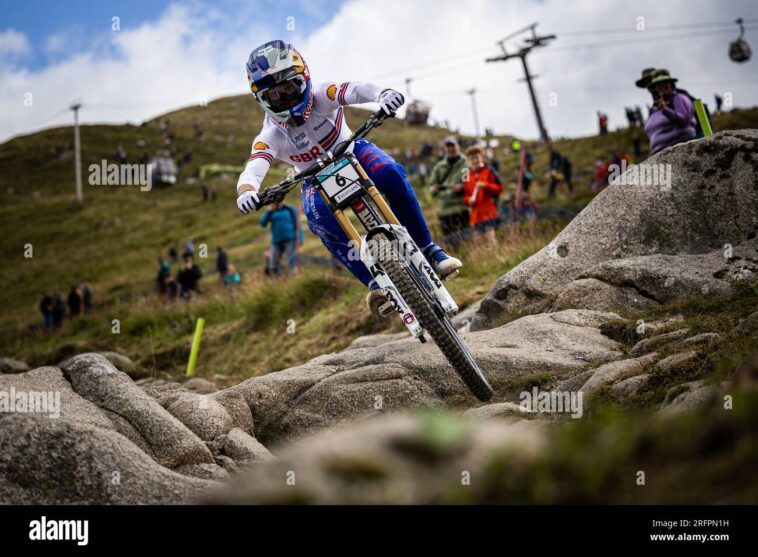 La UCI autorise désormais les VTT avec roues de 32 pouces en compétition 7 découvrez l'autorisation officielle de la uci pour les vtt 32 pouces en compétition, une nouveauté qui ouvre de nouvelles possibilités aux cyclistes.