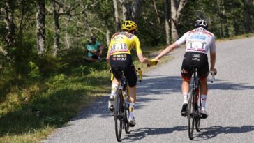 vingegaard s'impose en solitaire lors du tour de saitama, offrant une performance exceptionnelle et une victoire mémorable.