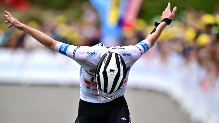 « Le jour le plus marquant de sa carrière » : la défaite cinglante de Tadej Pogačar au Col de la Loze lors du Tour de France 2023 révèle une résilience intérieure immense, révèle la direction d'UAE 7 revivez la défaite marquante de tadej pogačar lors du tour de france 2023, un moment clé qui a bouleversé la course et surpris les fans.