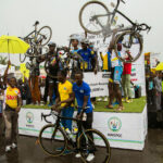 découvrez l'essor remarquable du cyclisme féminin au rwanda, mettant en lumière les talents émergents et les initiatives qui dynamisent ce sport en pleine expansion.
