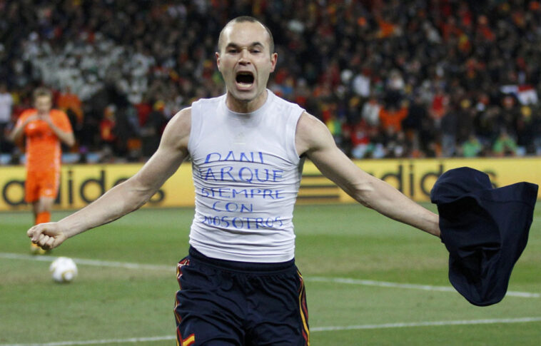 Andrés Iniesta, vainqueur de la Coupe du Monde, enthousiaste à l'idée de rejoindre la nouvelle équipe cycliste NSN 7 iniesta rejoint l'équipe cycliste nsn, apportant son talent et son expérience pour renforcer la compétition et viser de nouveaux succès cette saison.