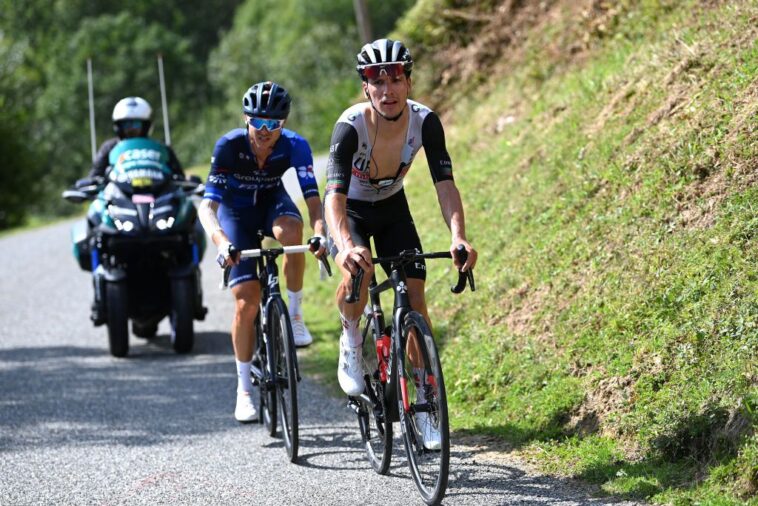 João Almeida choisit le Giro d'Italia et la Vuelta a España, délaissant le Tour de France en 2026 7 joão almeida annonce sa participation au giro d'italia et à la vuelta a españa en 2026, promettant une saison cycliste pleine d'ambitions et de défis.