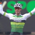 Laurens Sweeck s'impose comme le meilleur outsider avec deux deuxièmes places lors des Coupes du Monde de cyclo-cross sur sable ce week-end 25 découvrez pourquoi laurens sweeck est reconnu comme le meilleur outsider en cyclo-cross sur sable, alliant technique et puissance sur des terrains difficiles.
