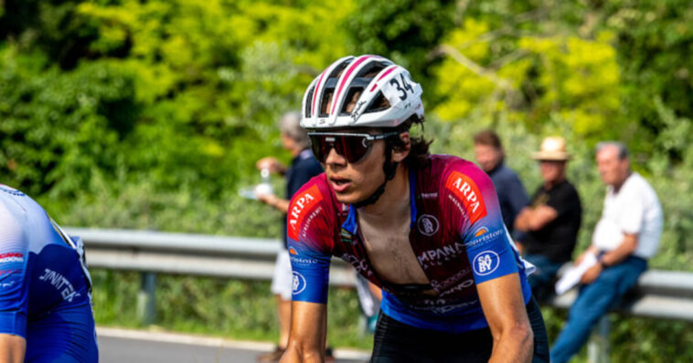 « J’ai failli perdre mon bras » : la légende italienne met fin à sa carrière cycliste après 16 saisons, indemne et toujours debout 7 découvrez comment la légende italienne du cyclisme annonce la fin de sa carrière, marquant la fin d'une ère mémorable dans le monde du vélo.