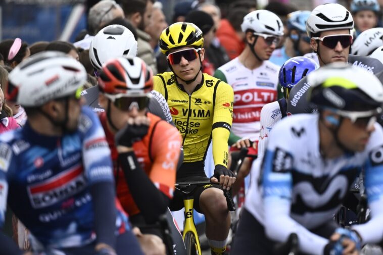 Movistar fait escale à Valence : la tournée prometteuse de Uijtdebroeks et les interrogations autour de Mas 7 découvrez la tournée de uijtdebroeks à valence avec movistar et obtenez toutes vos réponses sur mas dans cet événement incontournable.