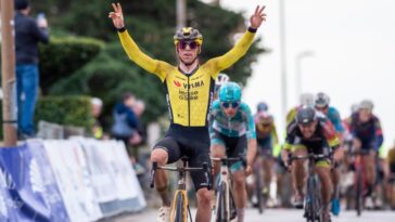 visma annonce la prolongation du contrat de matthew brennan jusqu'en 2029, renforçant ainsi son engagement envers le talent et la performance de l'équipe.