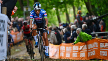 découvrez comment ceylin alvarado a triomphé dans une course pleine de suspense à zonhoven, offrant une performance mémorable.