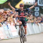 Le cycliste belge Eli Iserbyt met fin à sa carrière à seulement 28 ans 25 le cycliste belge eli iserbyt annonce sa retraite à seulement 28 ans, marquant la fin d'une carrière prometteuse dans le cyclisme.