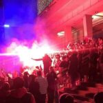 Galerie CX : Feux d'artifice lors du grand final en double acte de la Coupe du Monde 25 découvrez le spectacle époustouflant des feux d'artifice du grand final de la coupe du monde, une célébration inoubliable qui illumine le ciel pour clôturer l'événement en beauté.