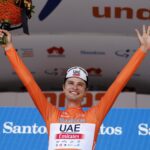 Jay Vine triomphe au cœur du chaos du Down Under 25 découvrez comment jay vine a triomphé lors du down under, une victoire spectaculaire qui marque son ascension dans le monde du cyclisme.
