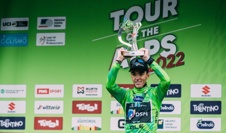 « Je ne vois pas pourquoi il n’y aurait pas plus à venir » : Michael Storer renforce les ambitions grandioses de Tudor au Giro d’Italie 7 michael storer apporte son soutien à tudor lors du giro d'italia, mettant en lumière leur collaboration et performance dans cette prestigieuse course cycliste.