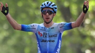 découvrez pourquoi simon yates quitte le cyclisme au sommet de sa carrière, mettant fin à une aventure sportive exceptionnelle.