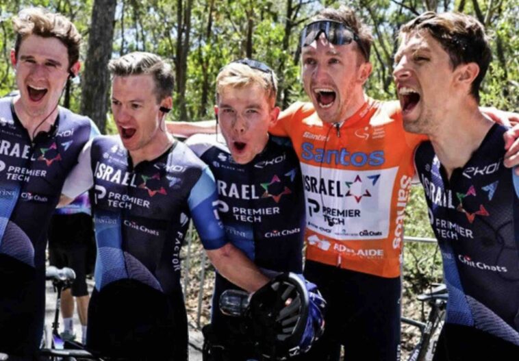 Tour Down Under 2026 - Étape 4 Hommes : Revivez les Meilleurs Moments en Intégralité | 24 Janvier 2026 | Cyclisme sur NBC Sports 7 suivez l'étape 4 du tour down under 2026 hommes, une course cycliste pleine d'action et de rebondissements dans le paysage australien.