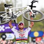 découvrez comment van aert revient en selle seulement 10 jours après une fracture, un exploit impressionnant qui témoigne de sa détermination et de sa résilience.