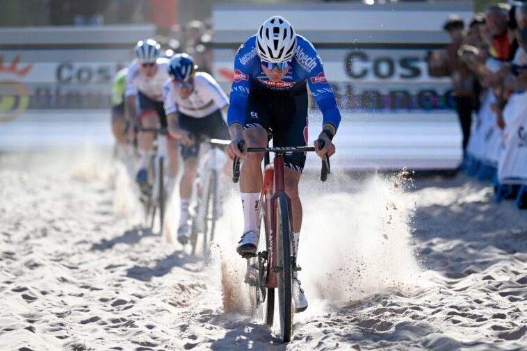 Van der Poel se retire de la Coupe du Monde de Benidorm 7 découvrez les dernières informations sur le forfait de van der poel pour la coupe du monde à benidorm, avec les raisons officielles et l'impact sur la compétition.