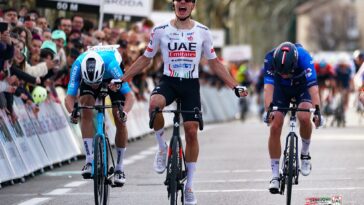 découvrez la victoire bonifiée d'ayuso magnier, un exploit sportif marquant qui met en lumière son talent et sa détermination.
