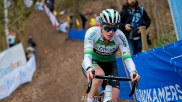 découvrez les raisons et les réactions suite à la disqualification de marion norbert riberolle aux championnats du monde uci de cyclo-cross.