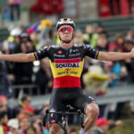 evenepoel termine la volta en beauté, offrant une performance remarquable et une victoire mémorable.
