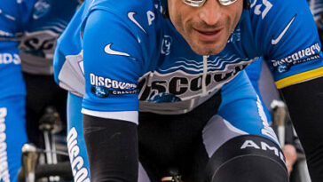 découvrez comment george hincapie est impressionné par modern adventure, une expérience innovante qui repousse les limites de l'aventure moderne.