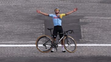 découvrez comment jonathan et matteo milan se sont illustrés avec brio lors de l'uae tour, un événement cycliste de premier plan.