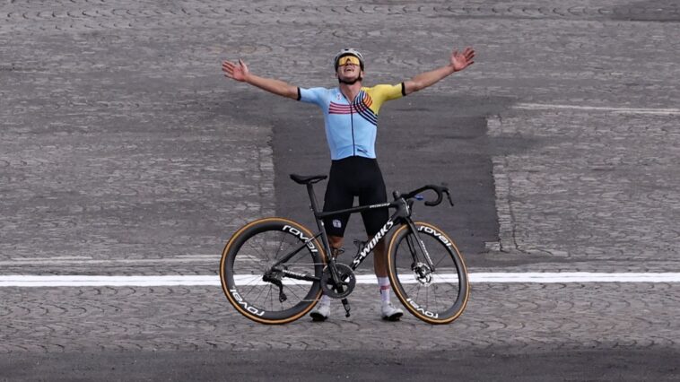 Jonathan Milan brille au UAE Tour en compagnie de son frère Matteo, qui signe une solide 3ème place 7 découvrez comment jonathan et matteo milan se sont illustrés avec brio lors de l'uae tour, un événement cycliste de premier plan.