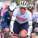 Mads Pedersen retrouve le plaisir des petits progrès, de retour à l'entraînement quelques jours seulement après ses fractures de la clavicule et du poignet 24 découvrez comment mads pedersen retrouve le plaisir de la course et progresse après avoir surmonté ses fractures. un retour inspirant et plein de détermination.
