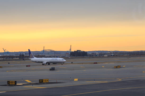 Amélioration des files de sécurité à l'aéroport de Newark malgré des retards prolongés causés par la fermeture partielle 7 découvrez comment l'aéroport de newark renforce la sécurité malgré les retards, garantissant un voyage plus sûr et efficace pour tous les passagers.