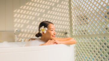 découvrez les bienfaits du bain de nature : relaxation, réduction du stress et renforcement du bien-être grâce à une immersion en pleine nature.