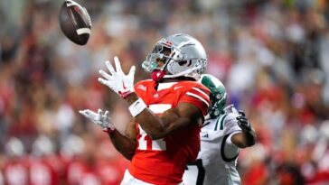 découvrez le chrono impressionnant des 40 yards de carnell tate et la réaction de schefter dans cette analyse dynamique du talent émergent.