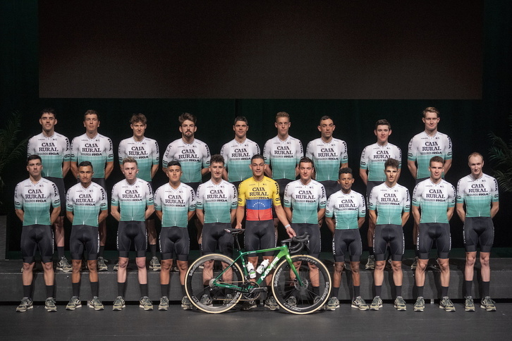 Leitâo signe la première victoire pour Caja Rural - Seguros RGA 7 découvrez la première victoire de leitão avec l'équipe caja rural, un succès marquant qui lance leur saison en beauté.