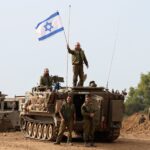 découvrez les réactions des législateurs de new york et du new jersey suite à la frappe américano-israélienne contre l'iran, analyse des implications politiques et diplomatiques.