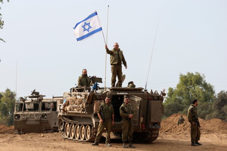 Réactions des législateurs de New York et New Jersey après une frappe conjointe américano-israélienne contre l'Iran 7 découvrez les réactions des législateurs de new york et du new jersey suite à la frappe américano-israélienne contre l'iran, analyse des implications politiques et diplomatiques.