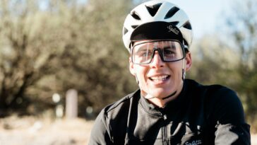 découvrez le parcours de pablo torres, un homme entre chirurgie et patience, explorant les défis et résilience face aux épreuves médicales.