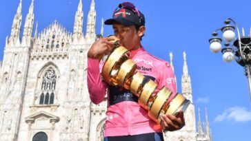 pellizzari s'impose brillamment lors de la première étape de montagne tandis que bernal réalise une performance impressionnante, captivant les fans de cyclisme.