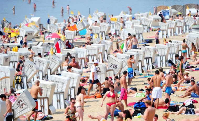 Camprubí dévoile son palmarès en beauté : sacré champion d'Espagne 7 découvrez comment camprubí est devenu le sacré champion d'espagne, un exploit historique qui marque le sport espagnol.