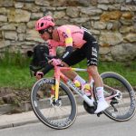 Guillén : « Cette année est idéale pour que Pogacar participe à La Vuelta » 24 suivez tadej pogačar à la vuelta, découvrez ses performances, ses étapes clés et son parcours dans cette grande course cycliste espagnole.